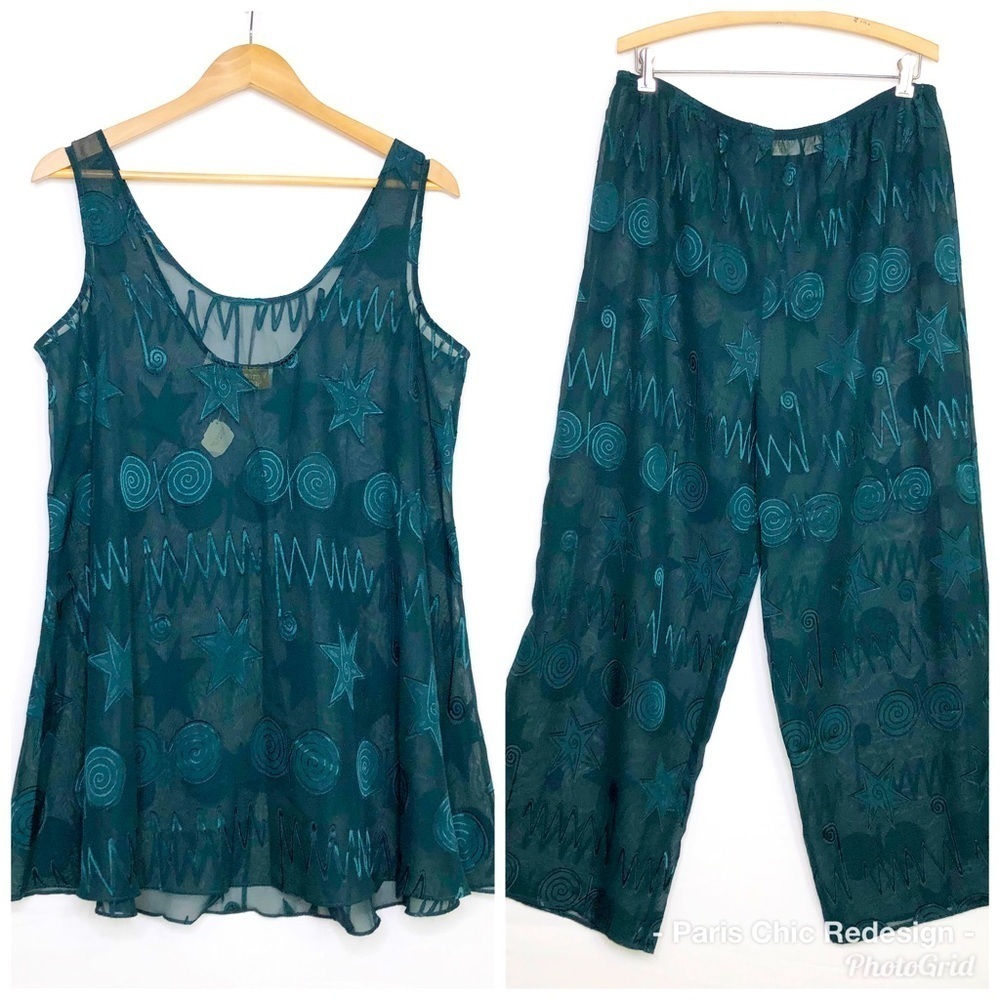 Victoria’s Secret green sheer gold tag, Deadstock pajama set